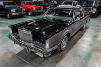 1983-Lincoln-Continental-Black-668677--33.jpg